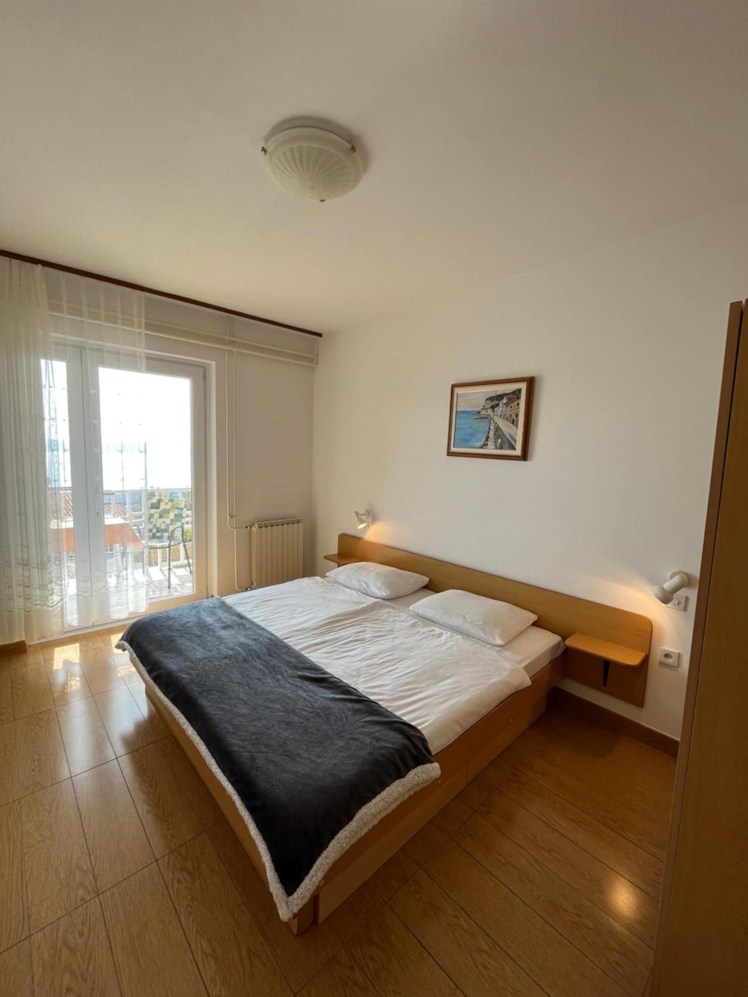 Horvat Apartment