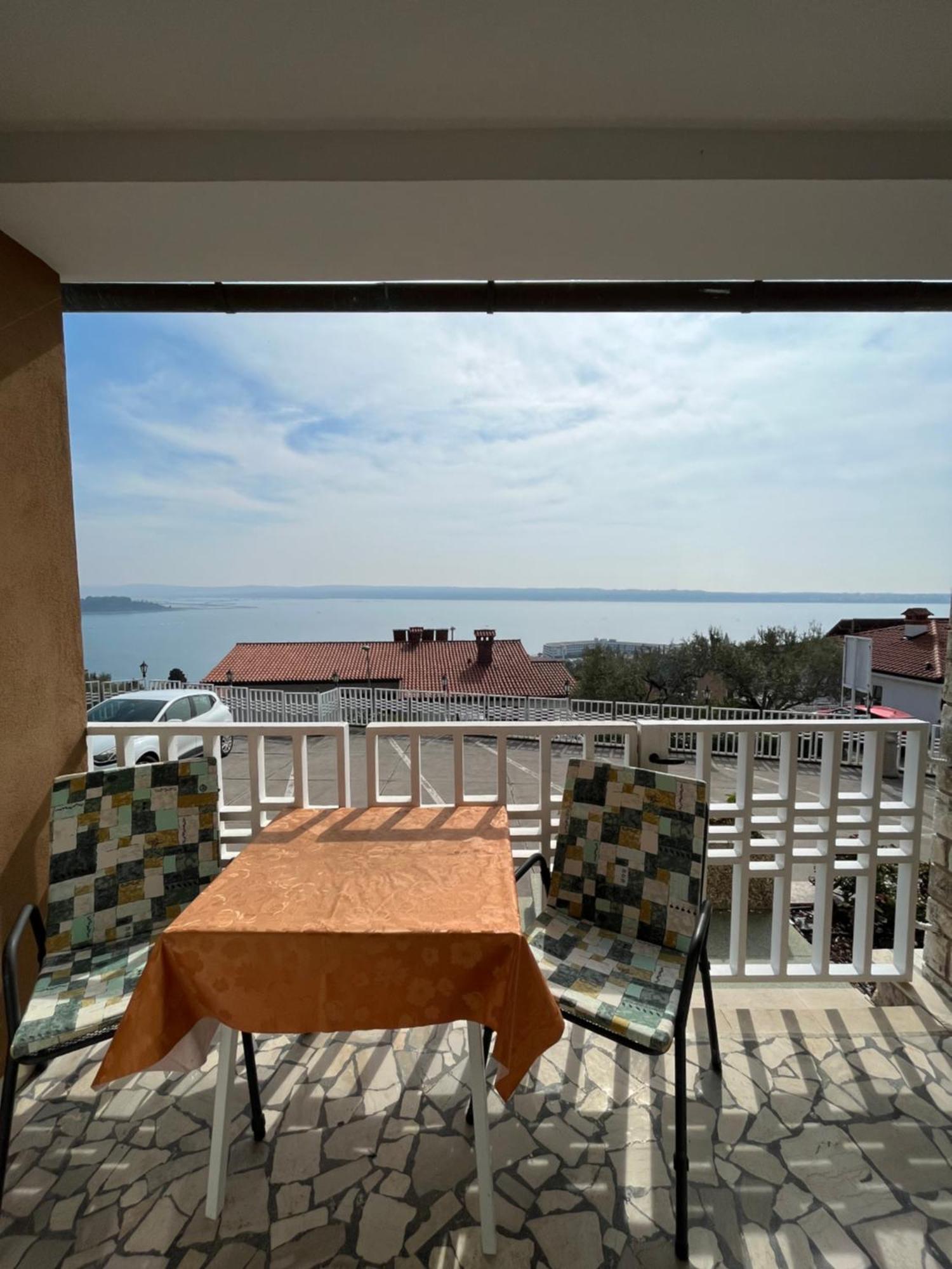 Horvat Apartment